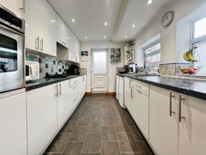 Kitchen- click for photo gallery